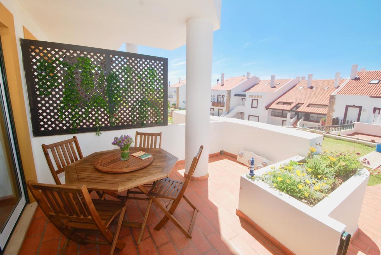 Oceanic Apartment Sao Martinho do Porto Bagian luar foto