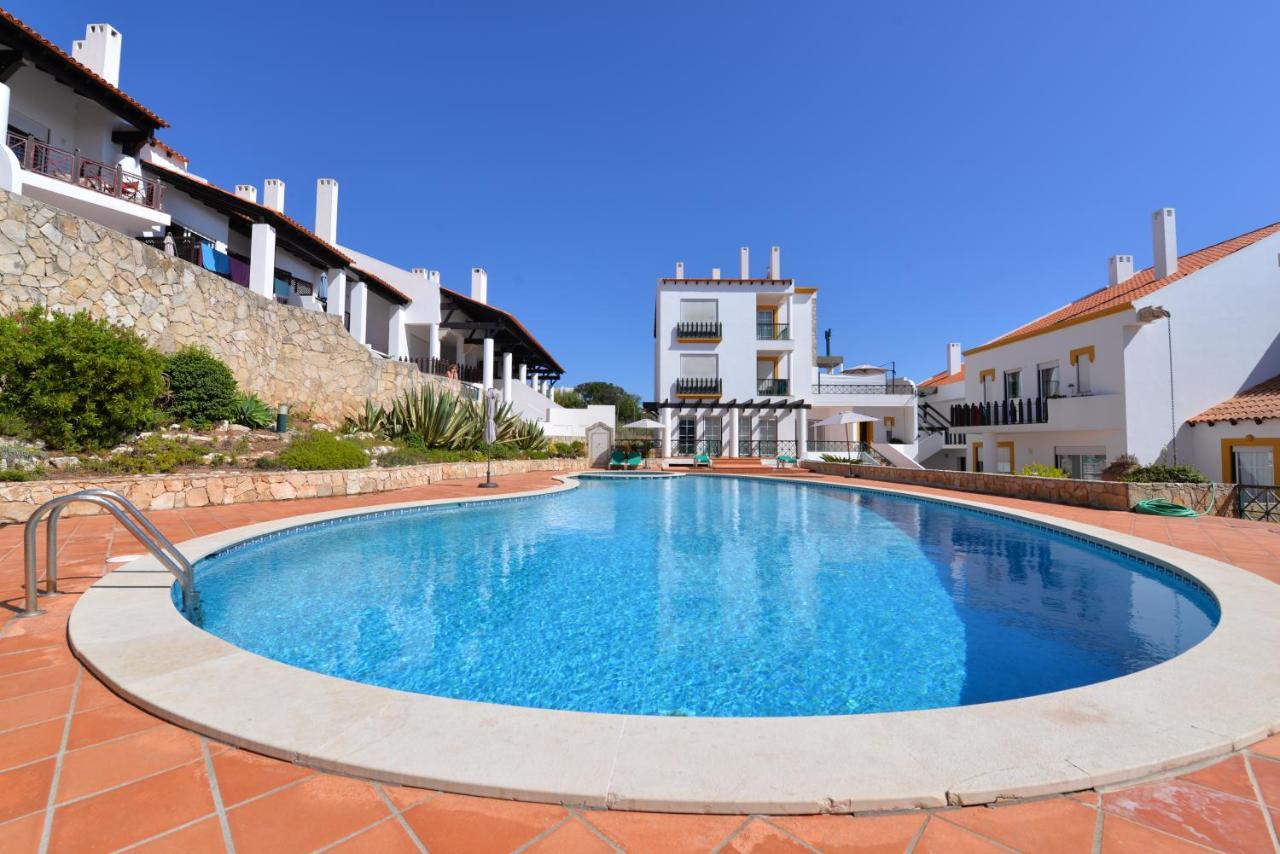 Oceanic Apartment Sao Martinho do Porto Bagian luar foto