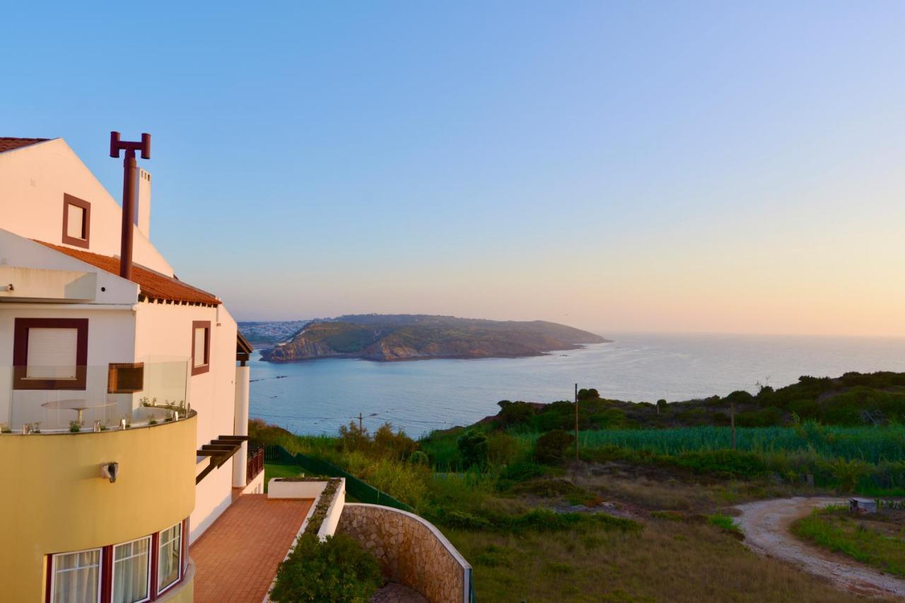 Oceanic Apartment Sao Martinho do Porto Bagian luar foto
