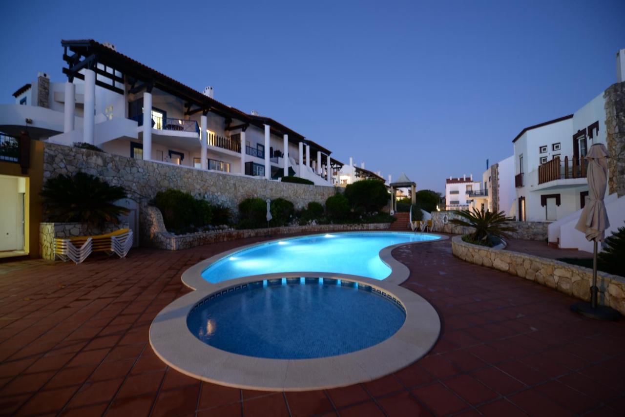 Oceanic Apartment Sao Martinho do Porto Bagian luar foto